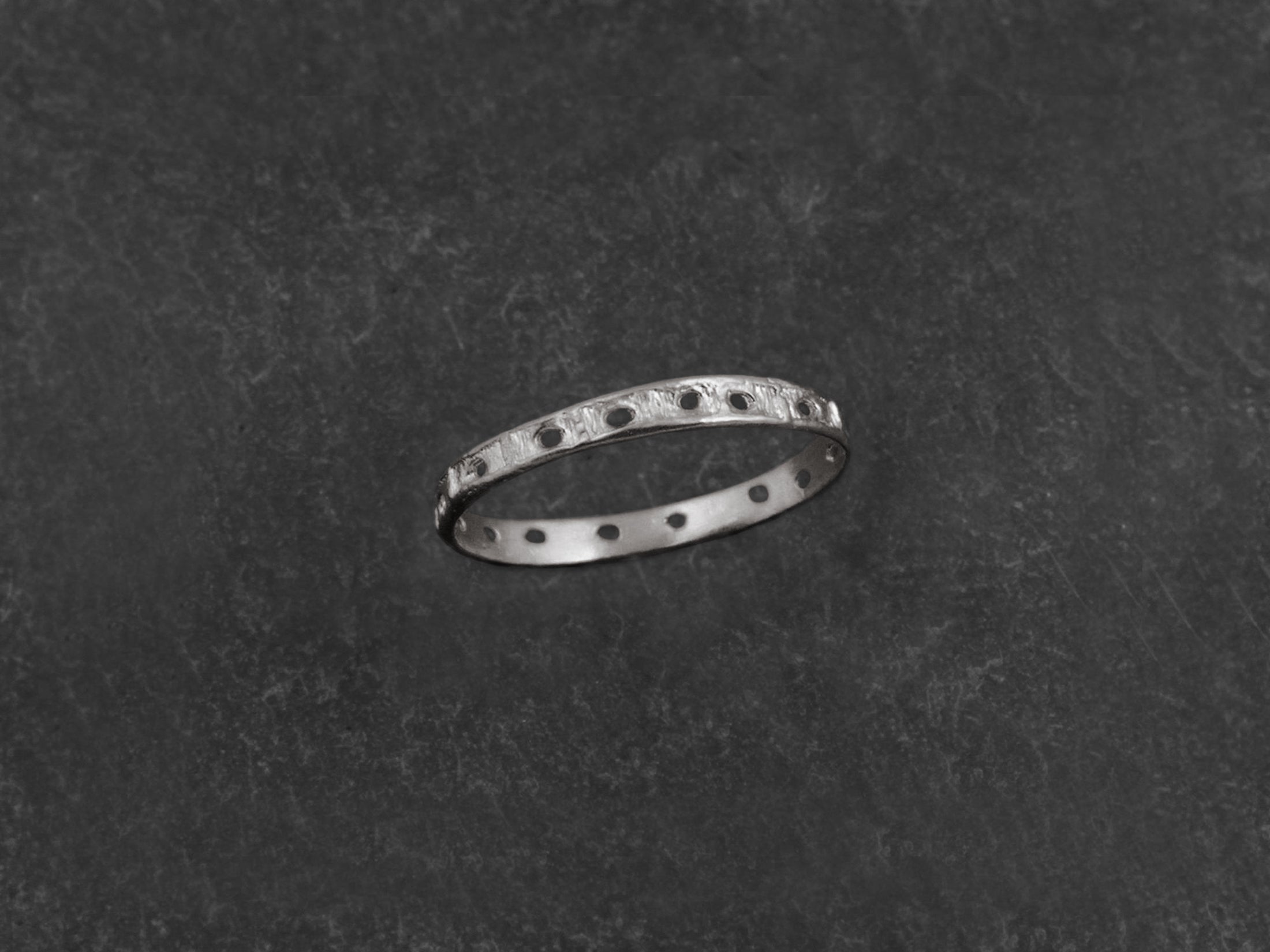 Bague Minos Perforée Platine