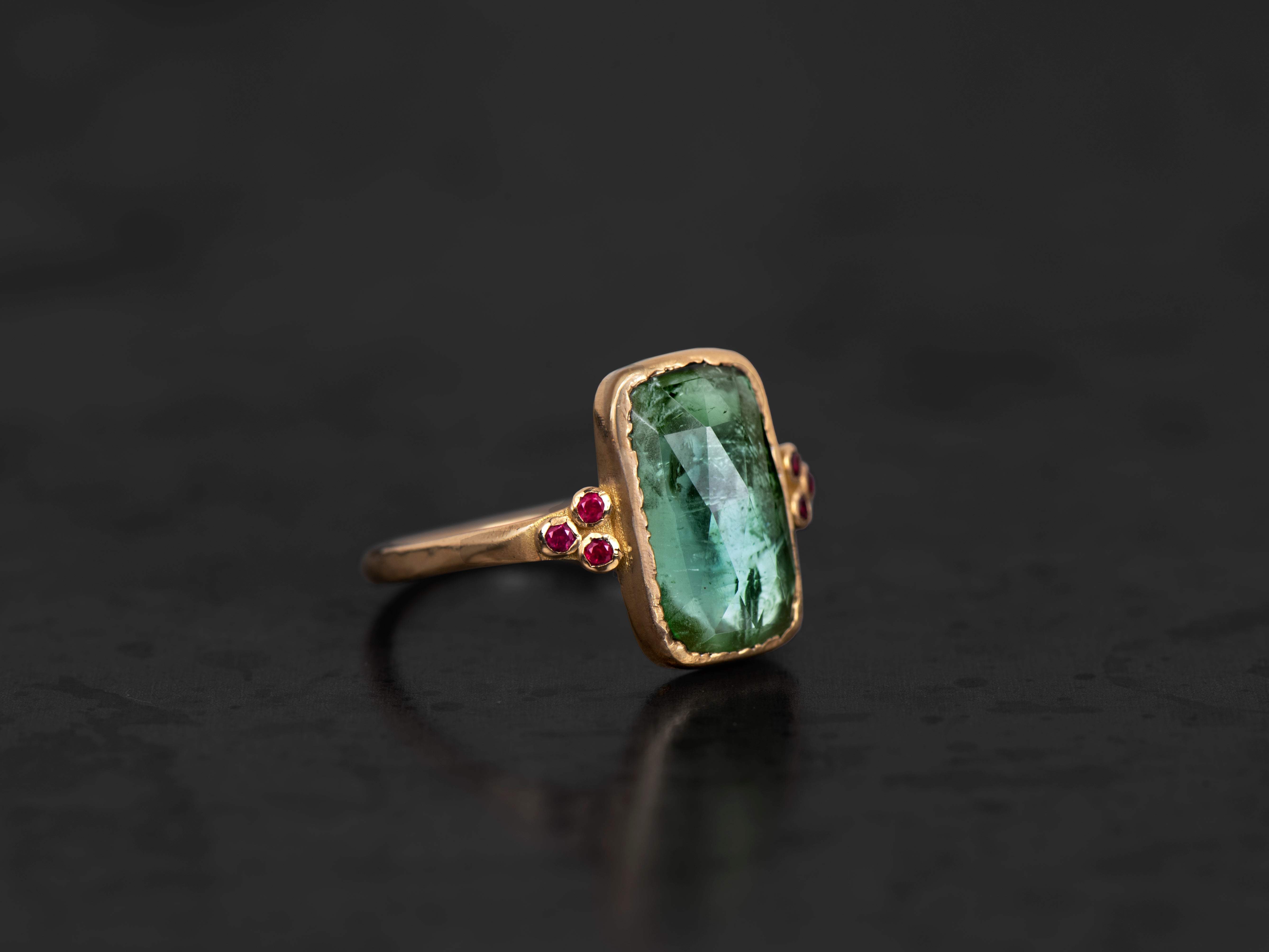 Bague Queen rubis tourmaline vert d'eau 3,04cts or jaune