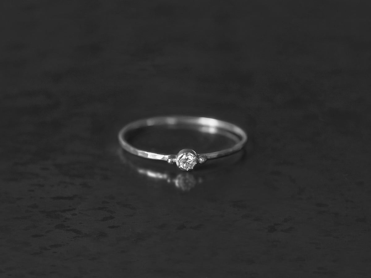 Bague Baby Solitaire diamant platine