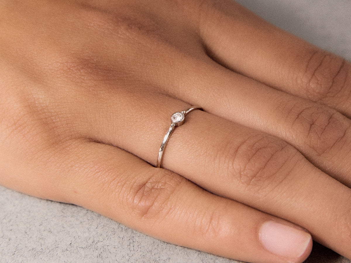 Bague Baby Solitaire diamant platine