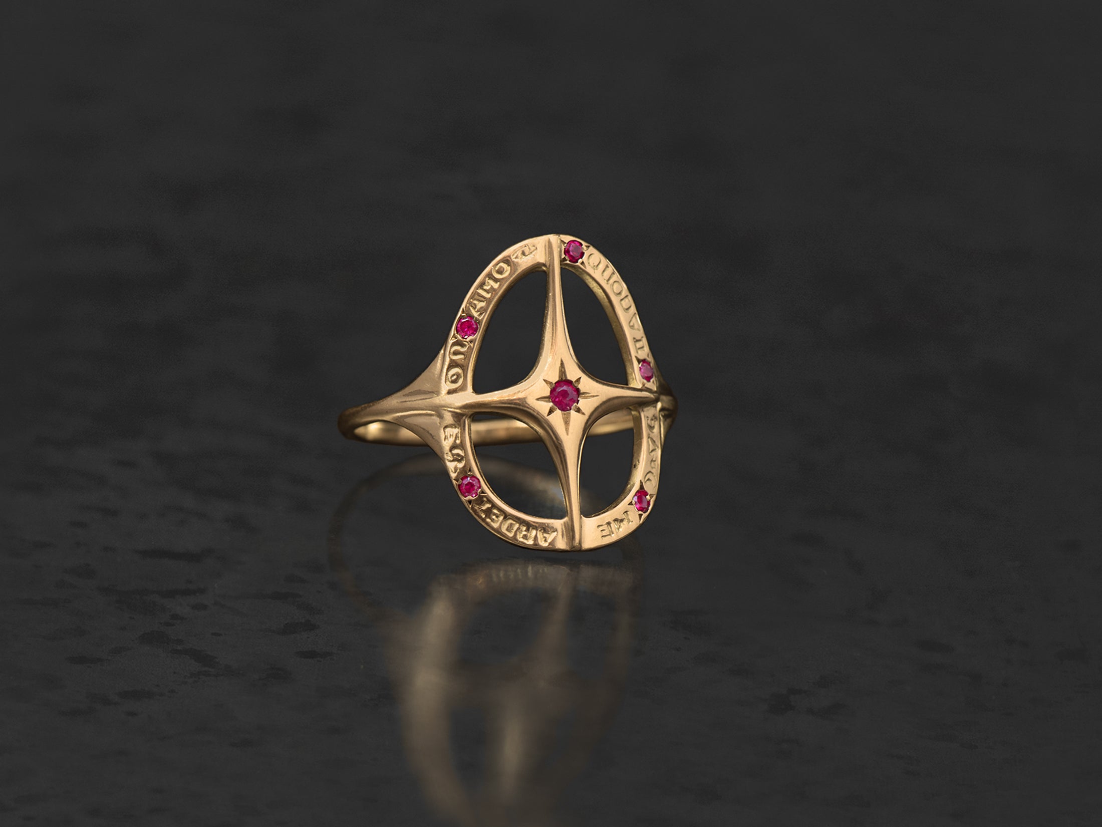 Bague Amo Quod vermeil rubis — bijou signature Emmanuelle Zysman en argent ou vermeil, élégant et intemporel