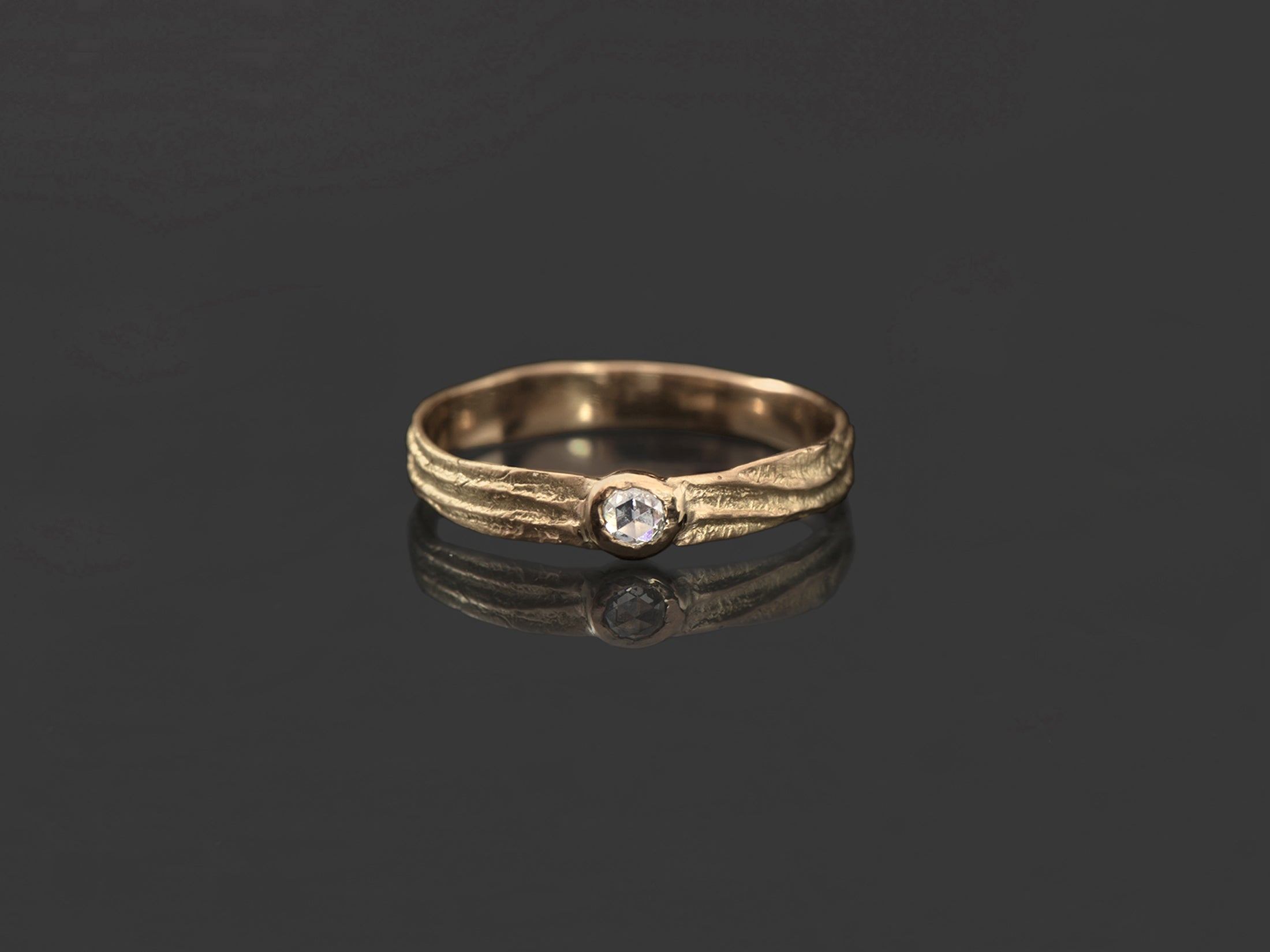 Bague Sitia PM diamant rosecut rond 0,050cts or jaune – bijou artisanal signé Emmanuelle Zysman