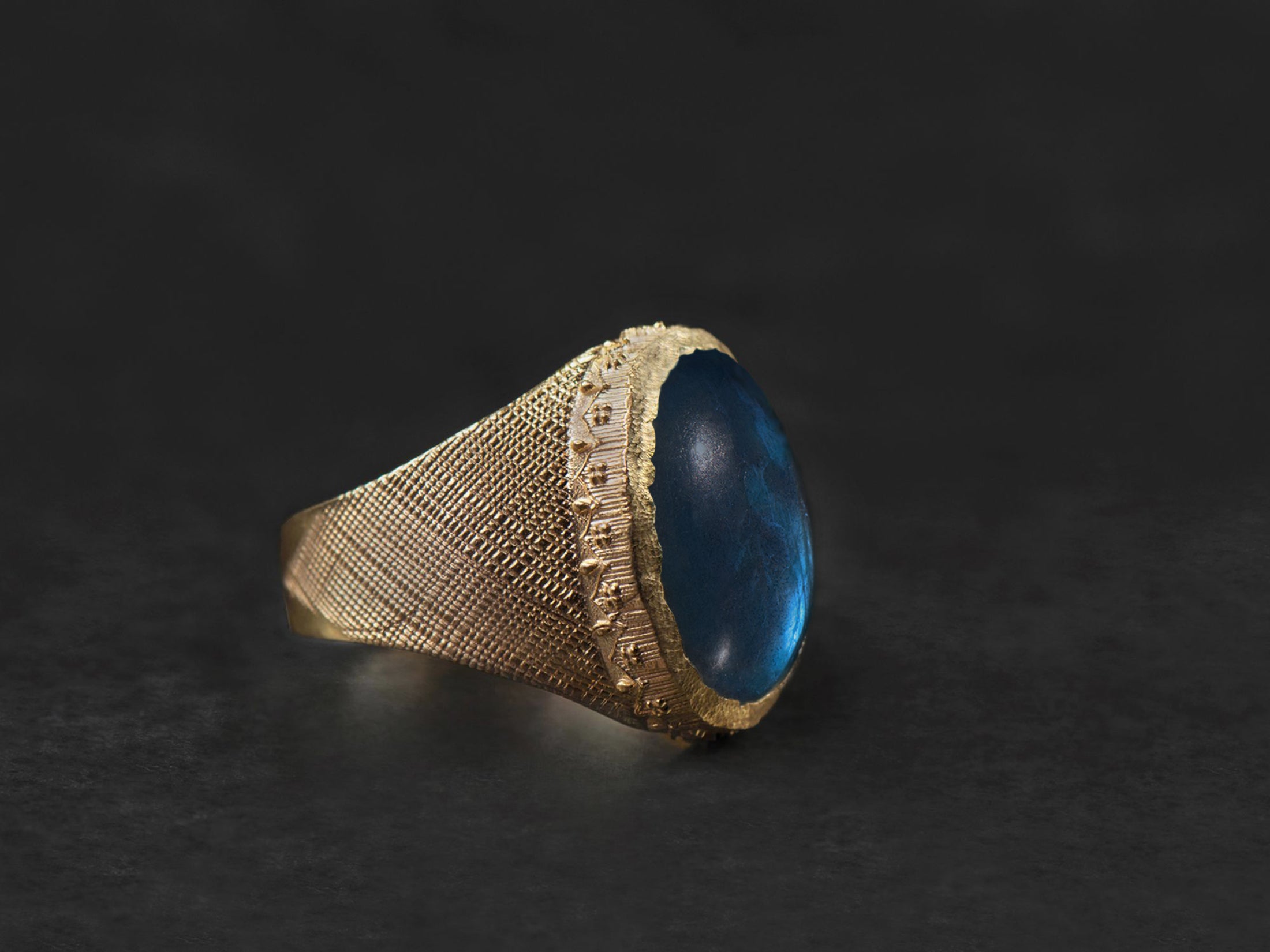 Bague Syracuse labradorite vermeil ovale — bijou signature Emmanuelle Zysman en argent ou vermeil, élégant et intemporel