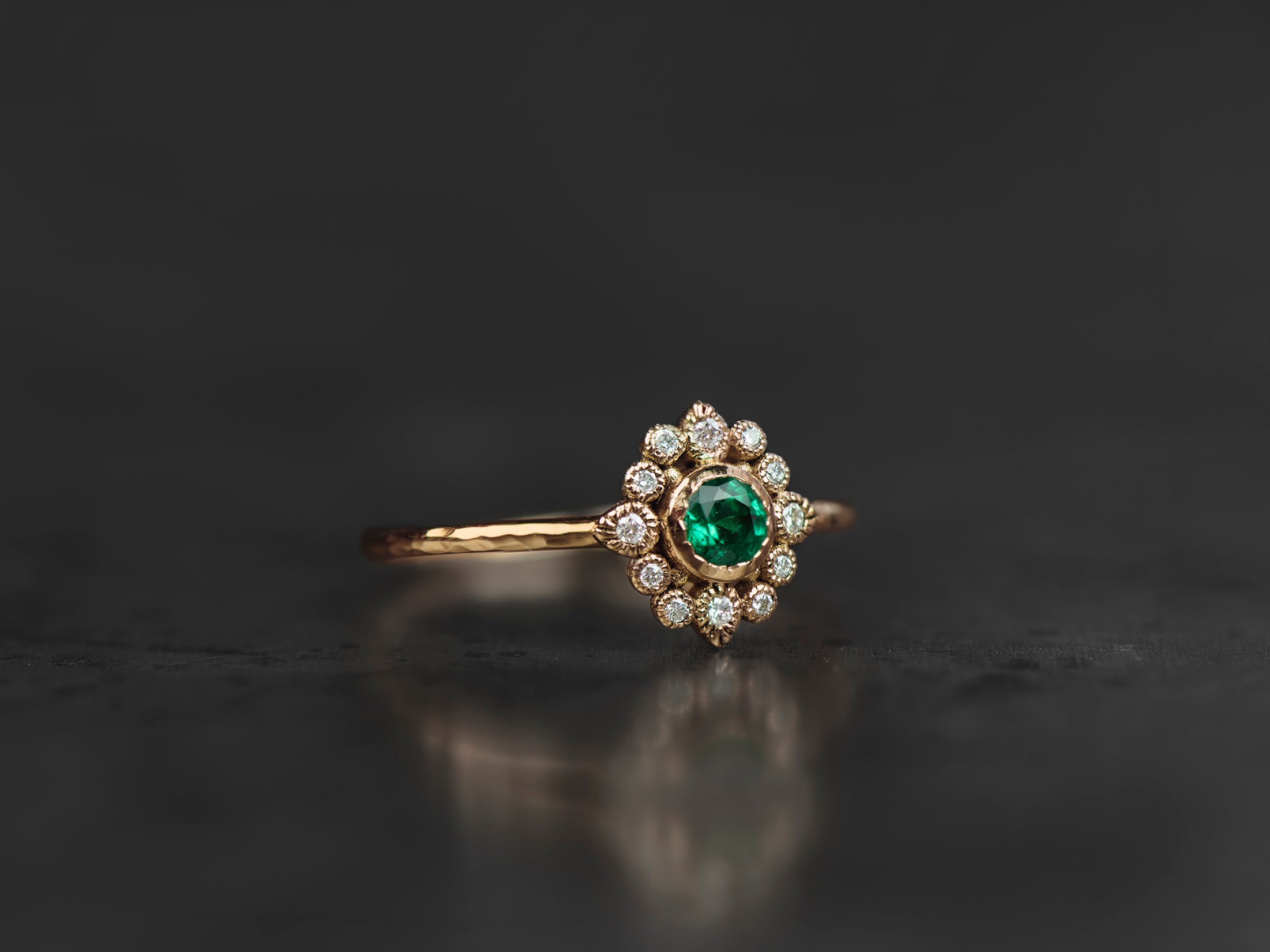 Bague Sagan Baby émeraude 0,16cts diamants or jaune