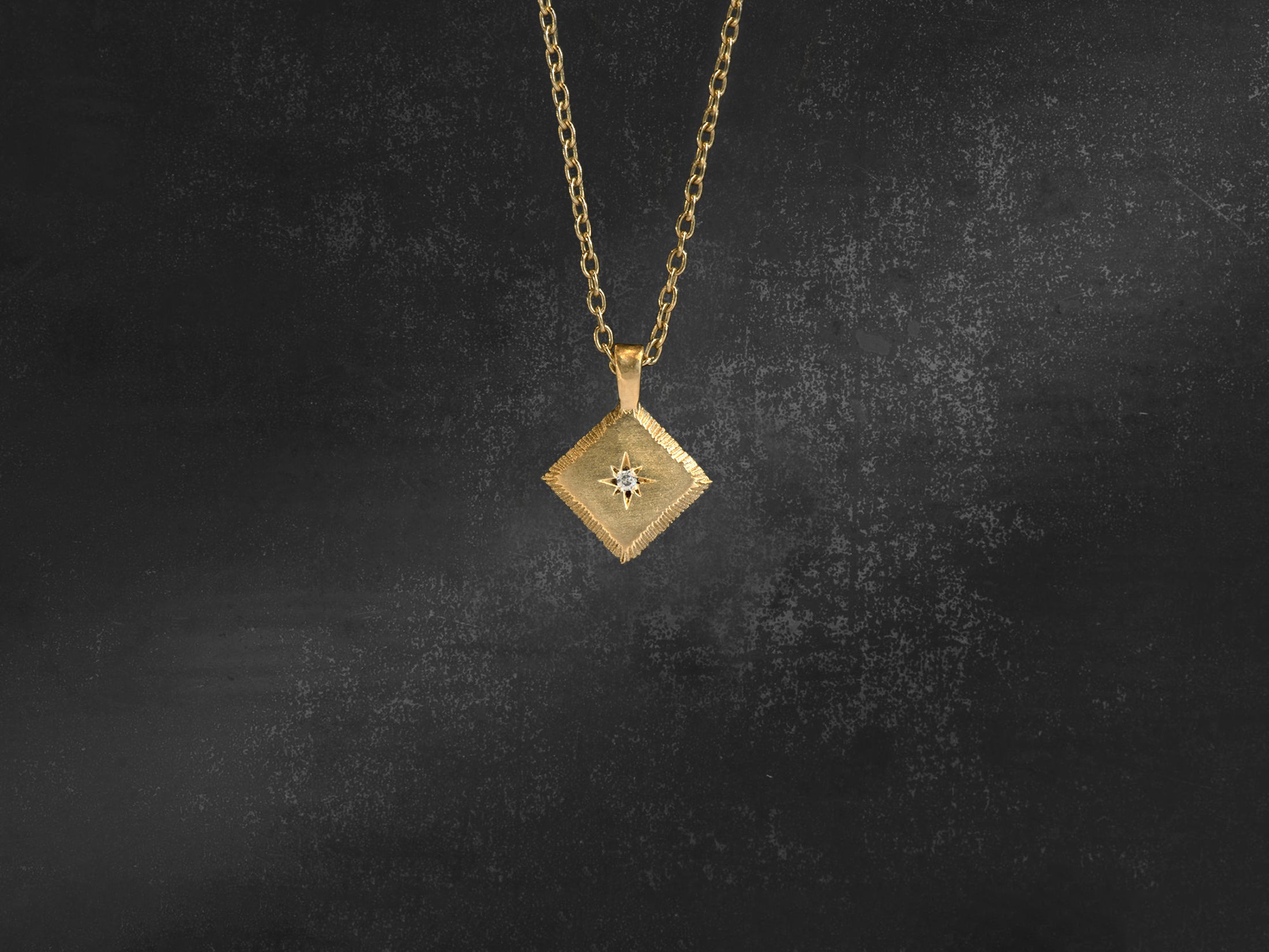 Collier Adama vermeil et diamant miel – bijou artisanal signé Emmanuelle Zysman