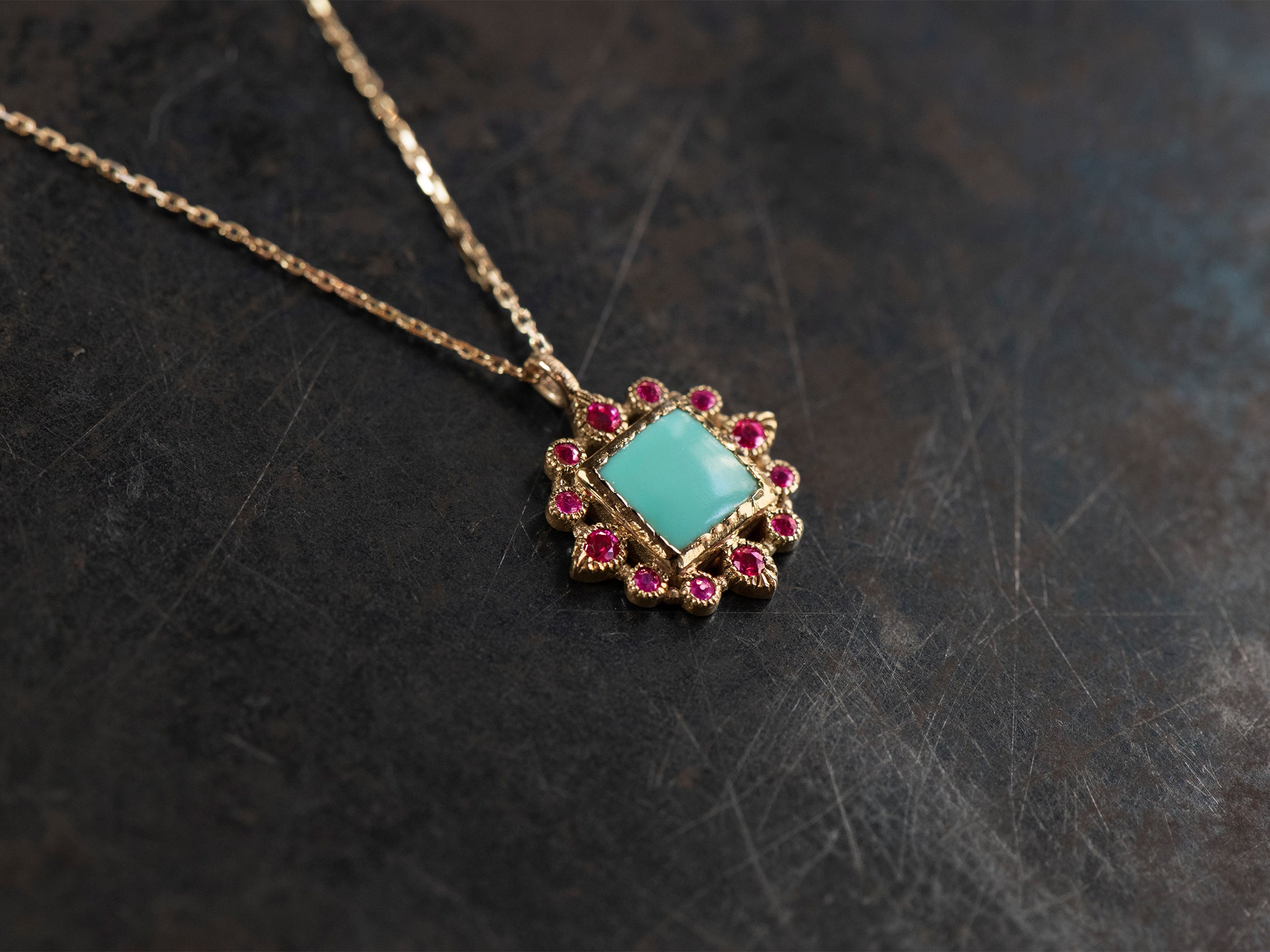 Collier Sagan turquoise rubis or jaune