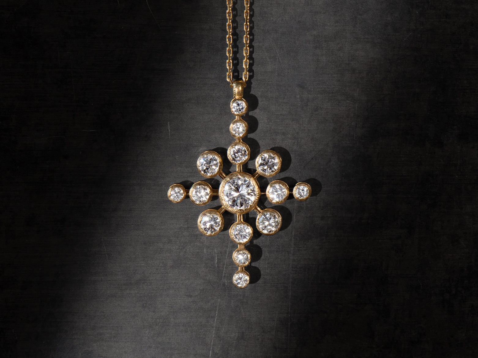 Création Croix diamants