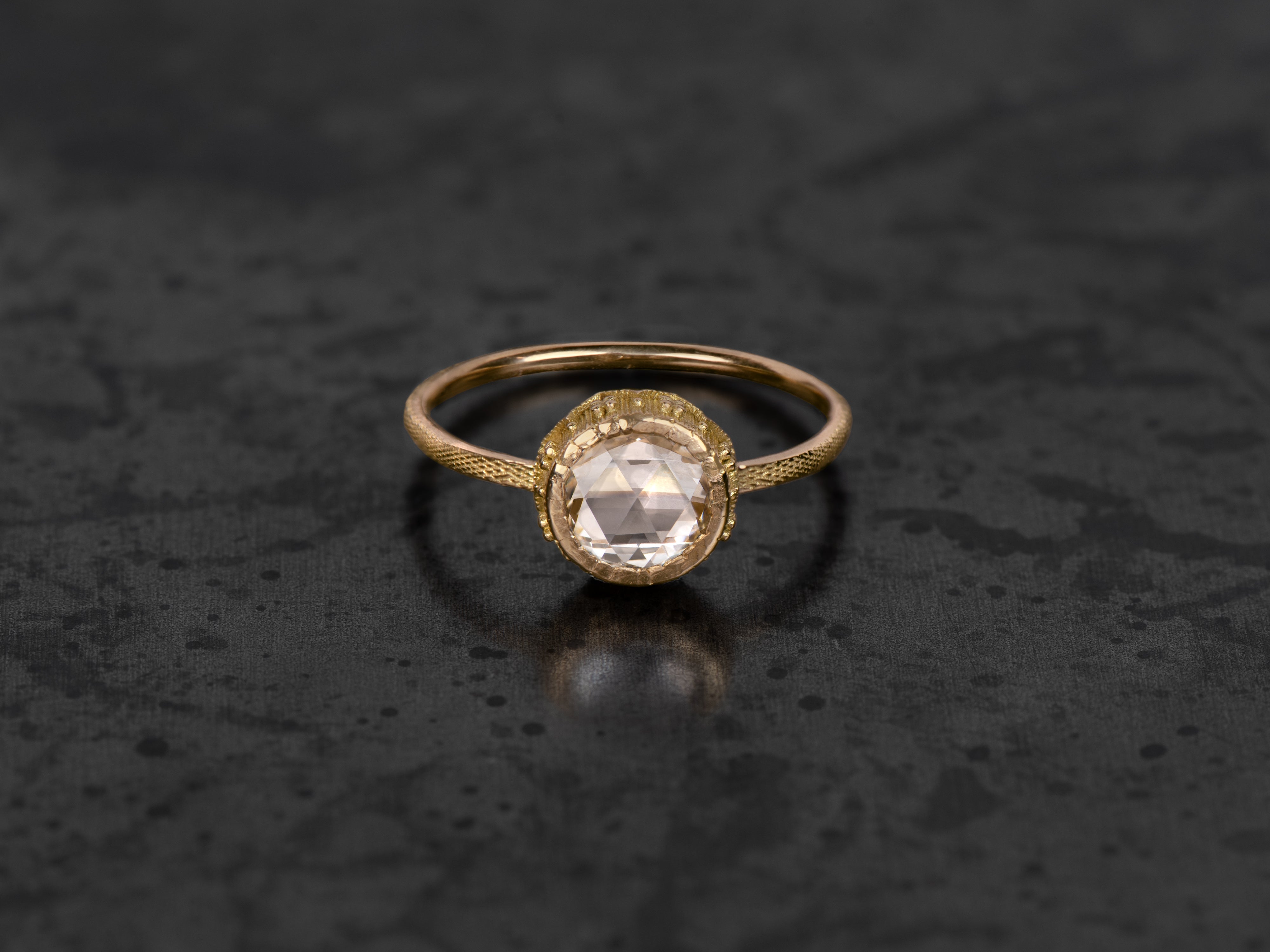 Bague Syracuse diamant rond rosecut 1,01cts or jaune