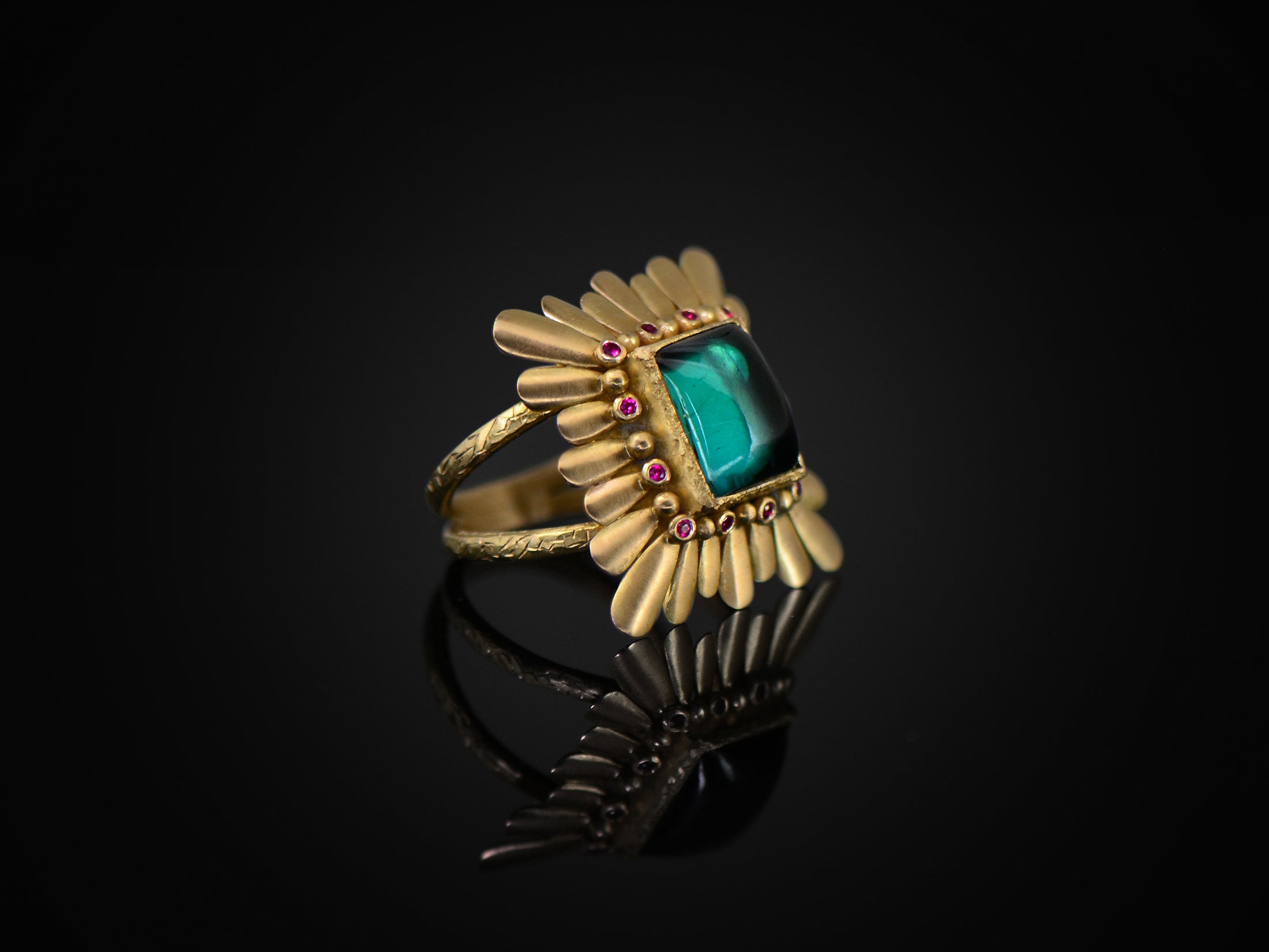 Mila Tourmaline cabochon ring
