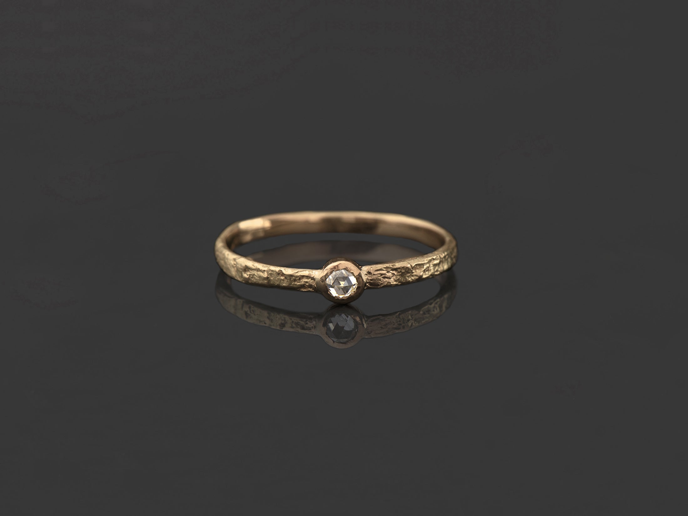 Bague Mon Chéri martelé pierre diamant rosecut or jaune — bijou signature Emmanuelle Zysman en argent ou vermeil, élégant et intemporel