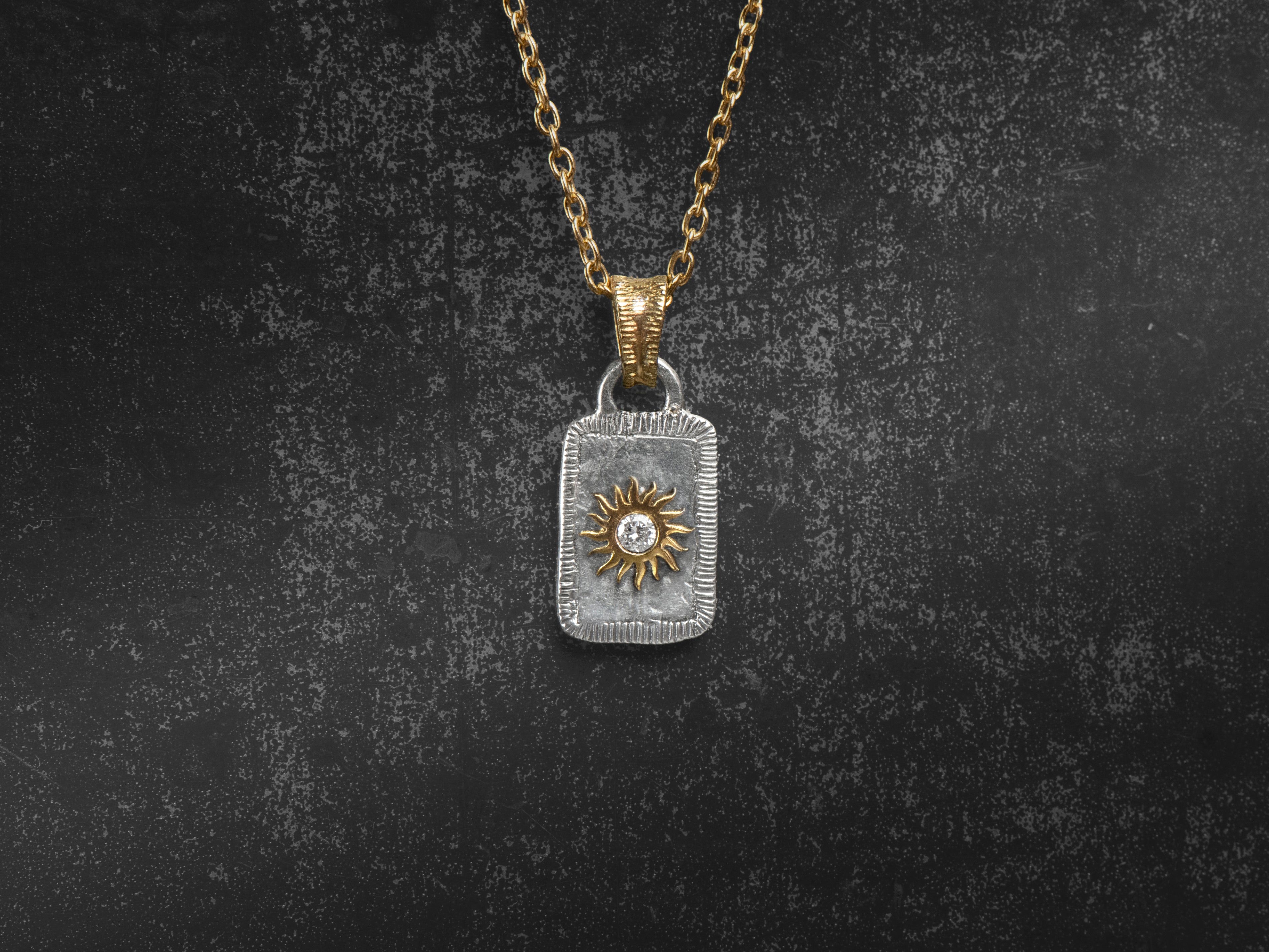 Pendentif solis lux rectangle MM soleil diamant
