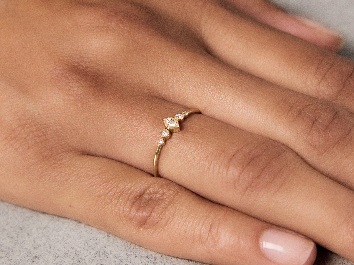 Bague Sita marquise or jaune