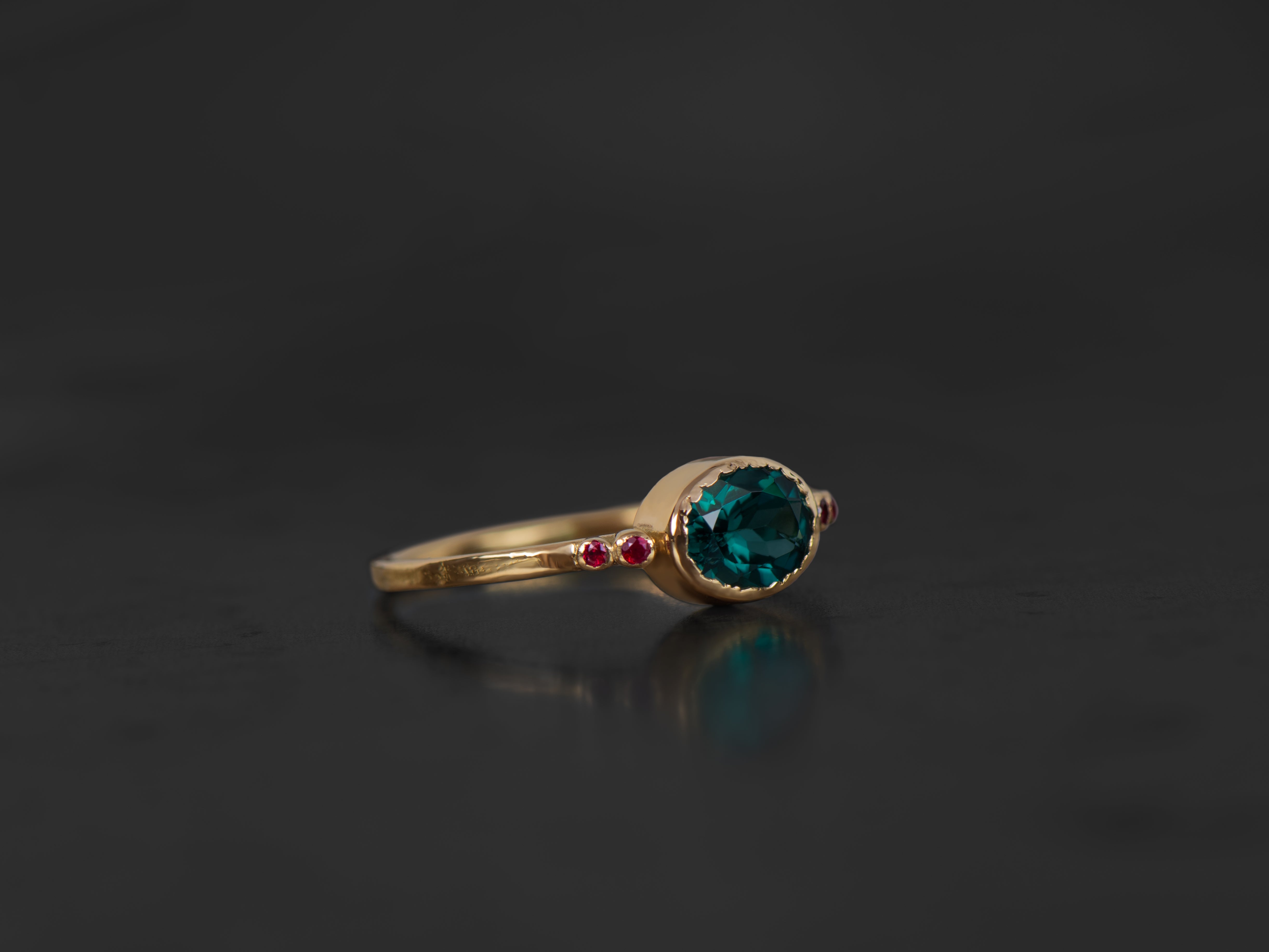 Bague Cassiel rubis tourmaline bleue 0,79cts or jaune