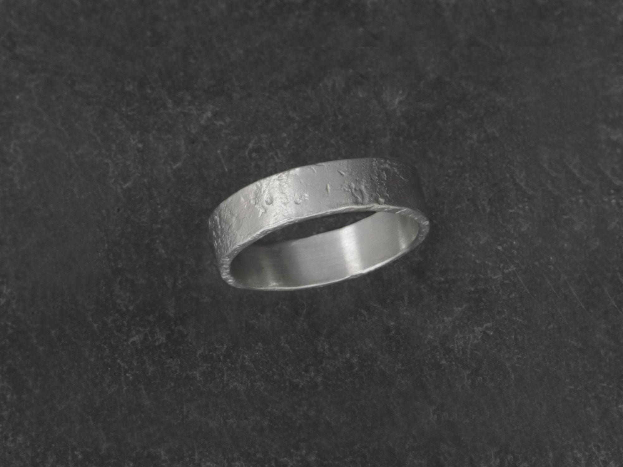 Bague Vladimir argent homme — bijou signature Emmanuelle Zysman en argent ou vermeil, élégant et intemporel