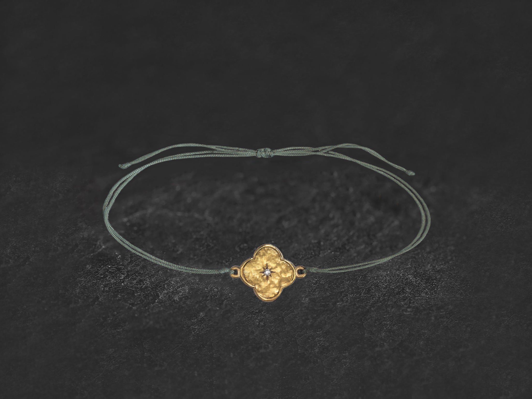 Bracelet Baby Amor MM diamant blanc or jaune — bijou signature Emmanuelle Zysman en argent ou vermeil, élégant et intemporel