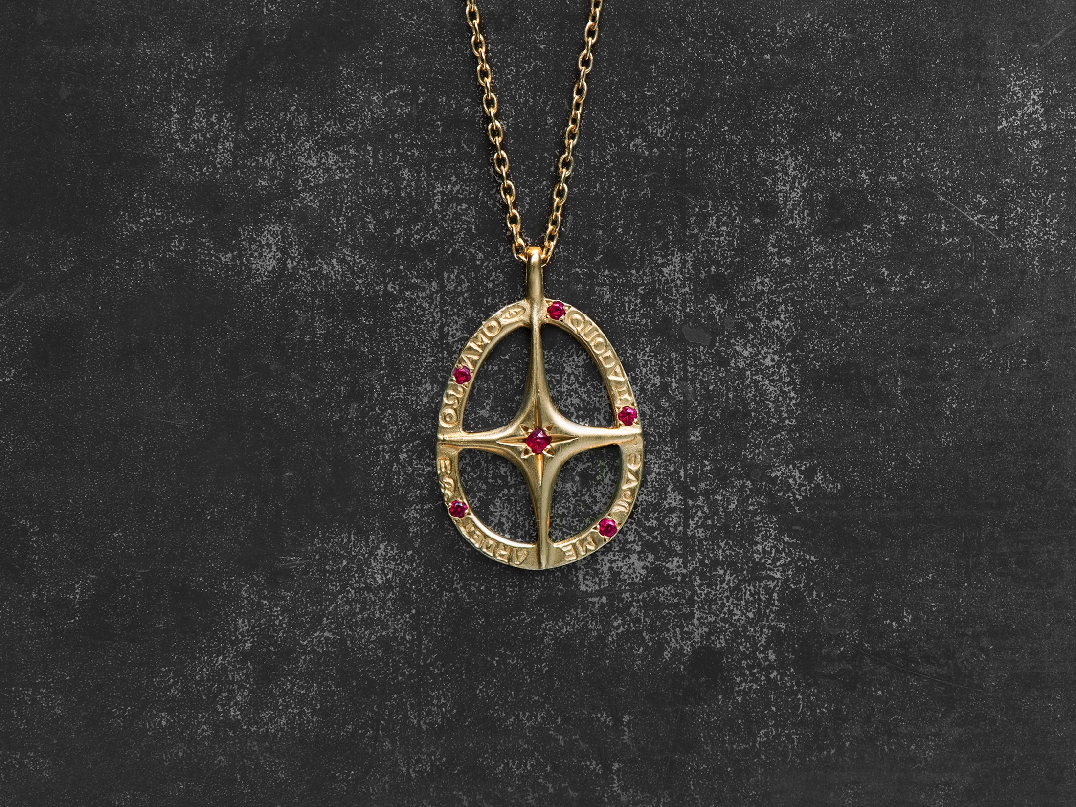 Collier Amo Quod rubis or jaune – bijou artisanal signé Emmanuelle Zysman