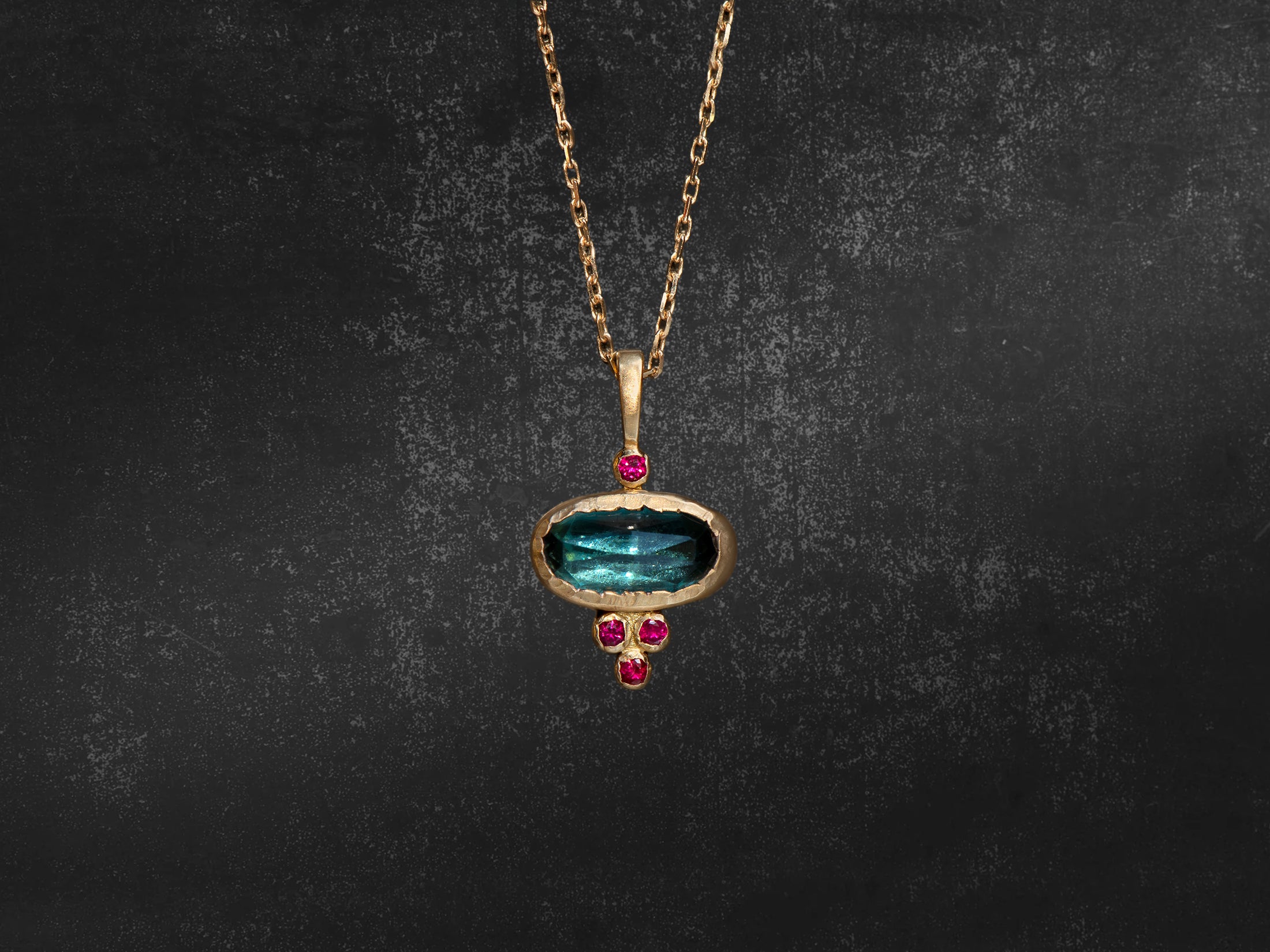 Baby Samarcande necklace with ruby, green tourmaline (0.79ct), and yellow gold