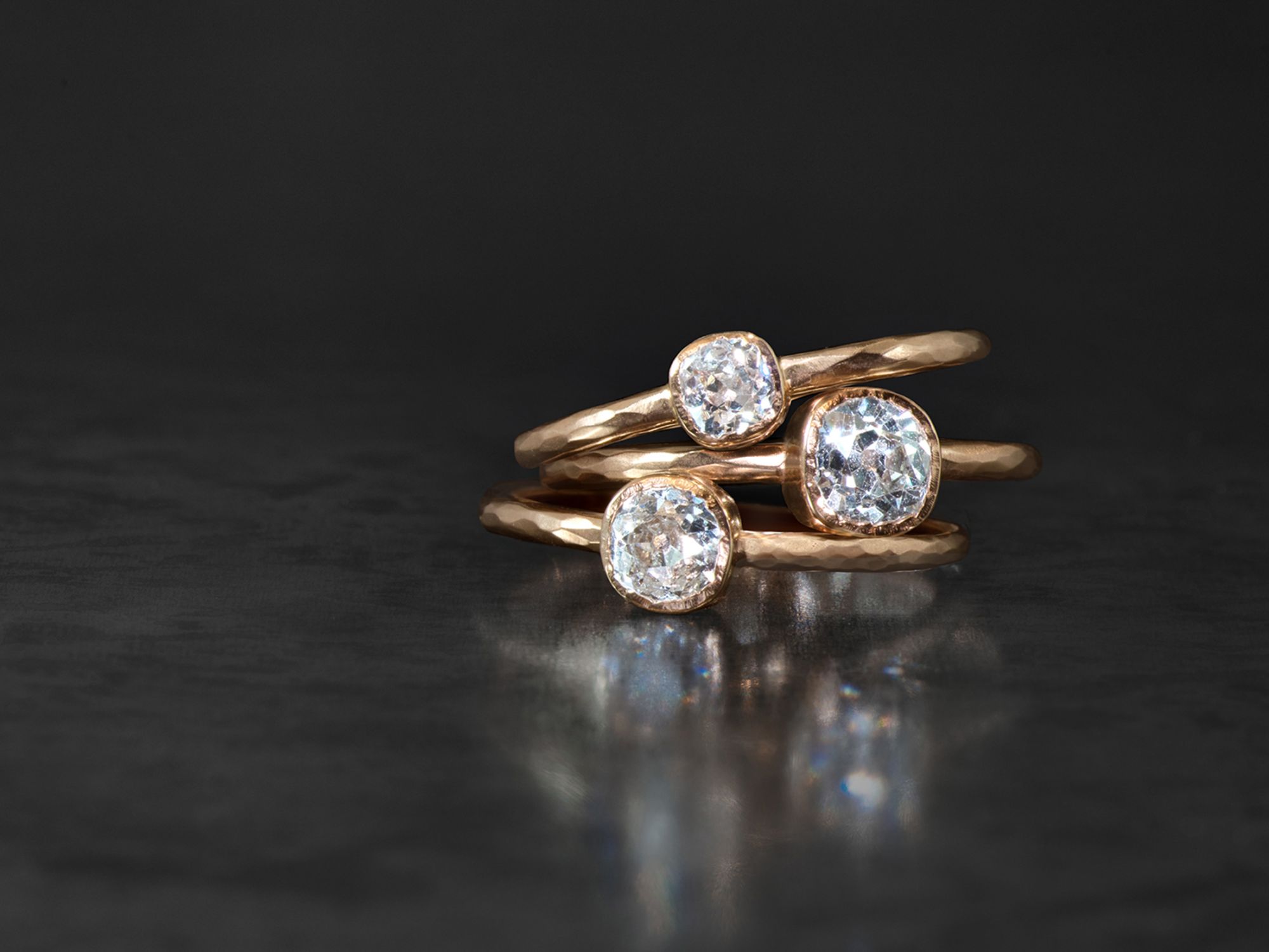Montage sur mesure de diamants taille ancienne – bijou artisanal signé Emmanuelle Zysman