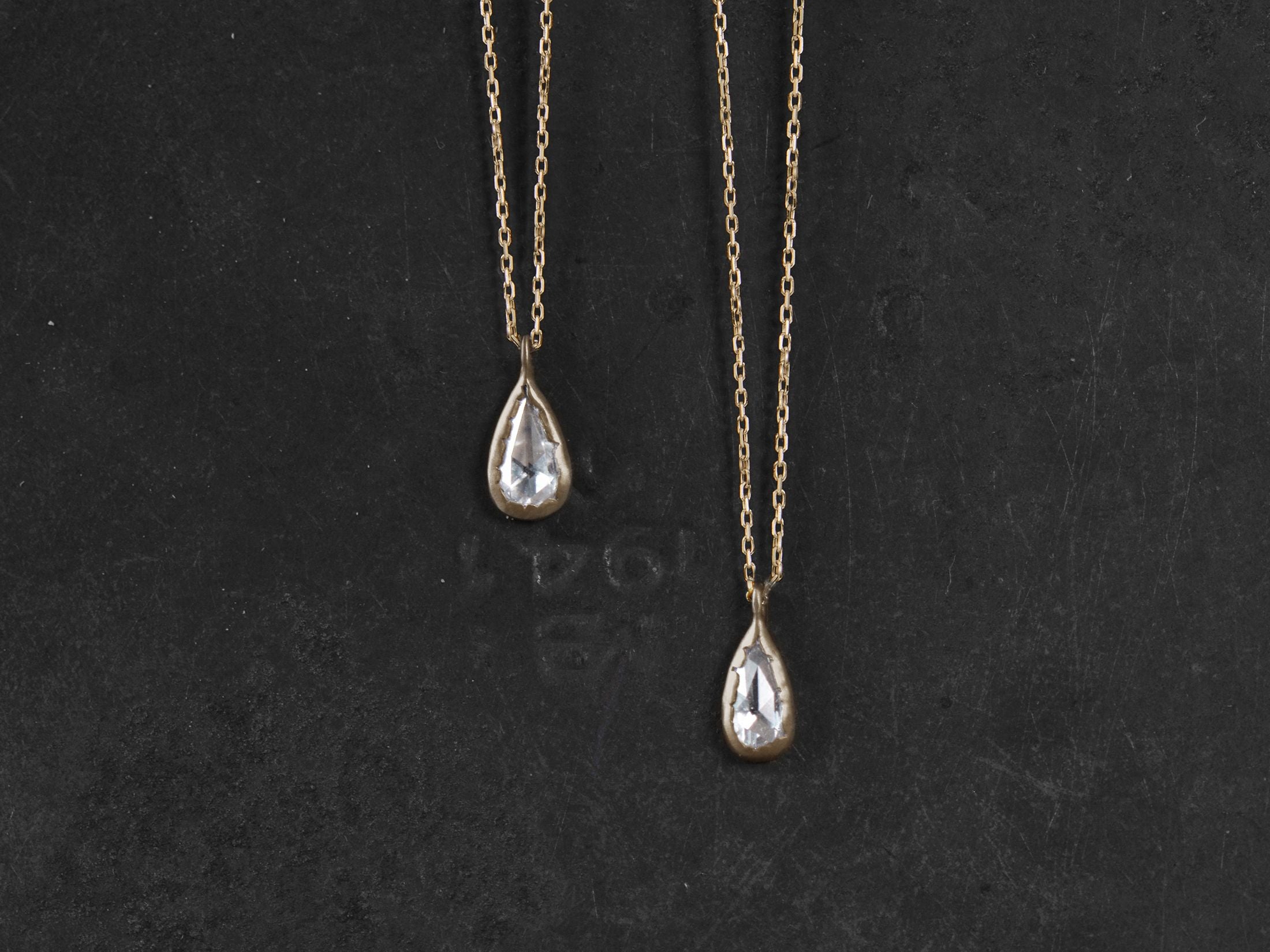 Colliers Twinkle or jaune diamant blanc — bijou signature Emmanuelle Zysman en argent ou vermeil, élégant et intemporel