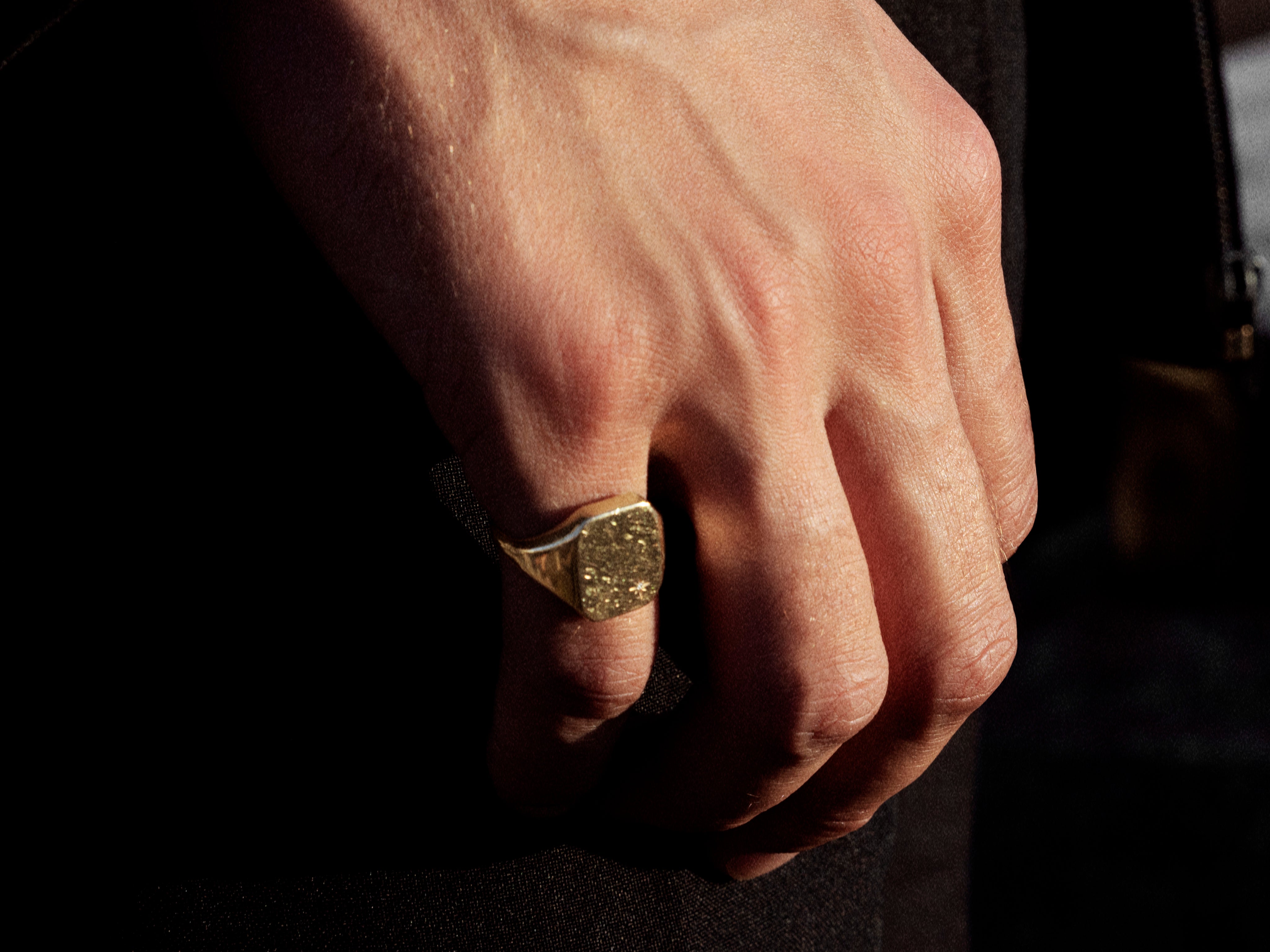 Chevalière nemours plaqué or