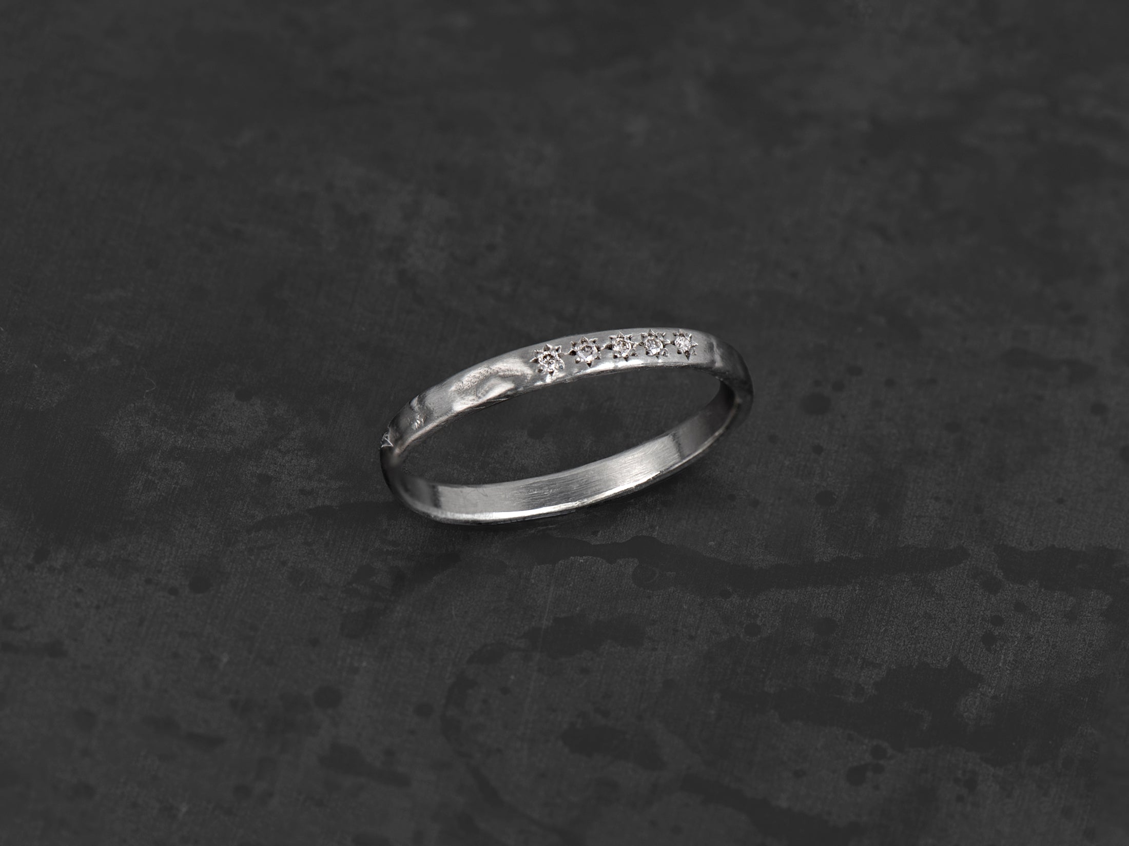 Anneau Cassiel platine 5 diamants