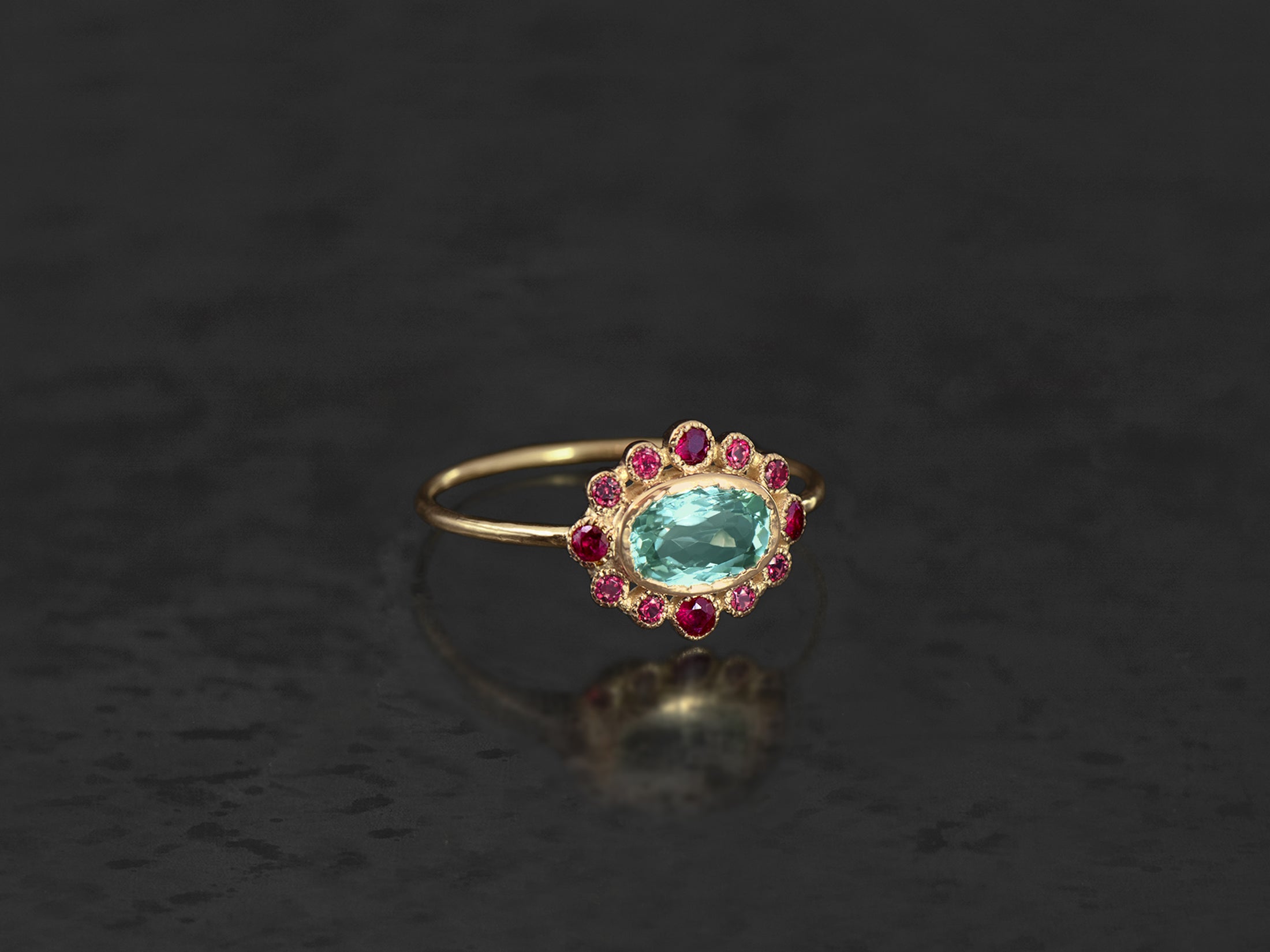 Sagan 9 yellow gold ring