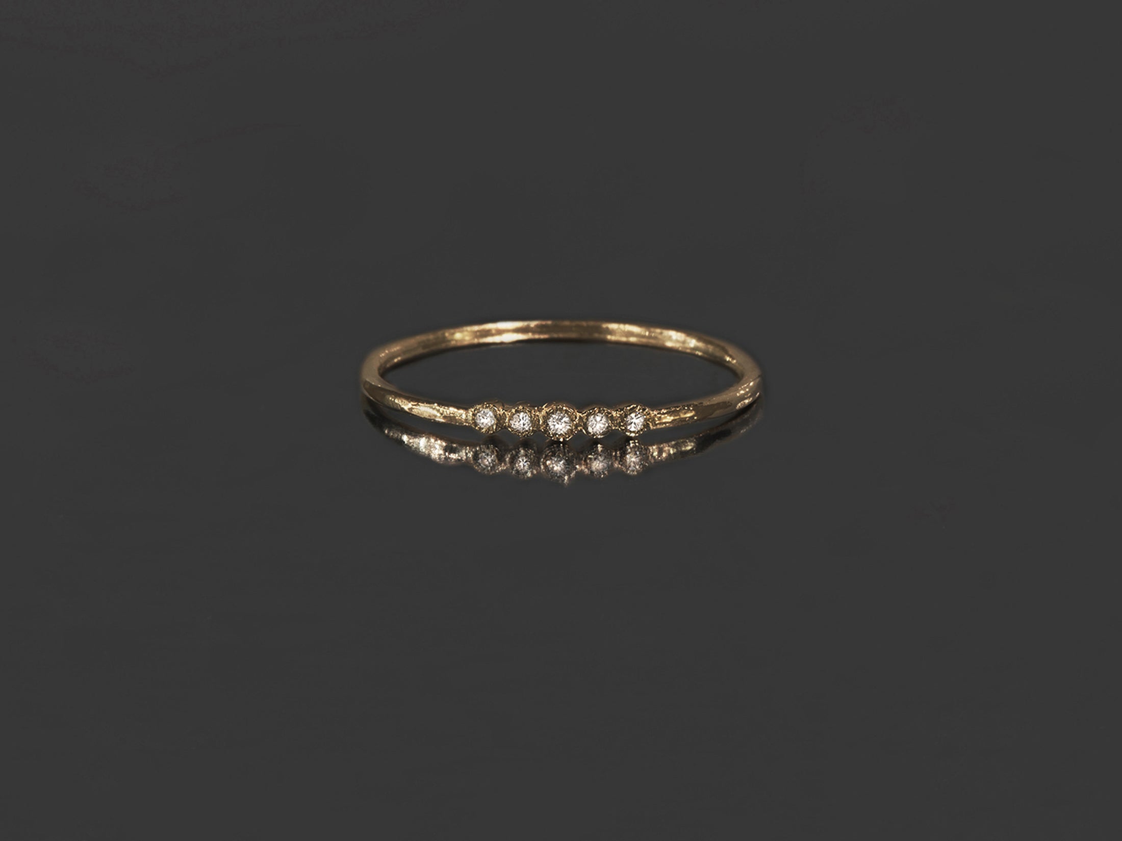 Sita Baby yellow gold ring