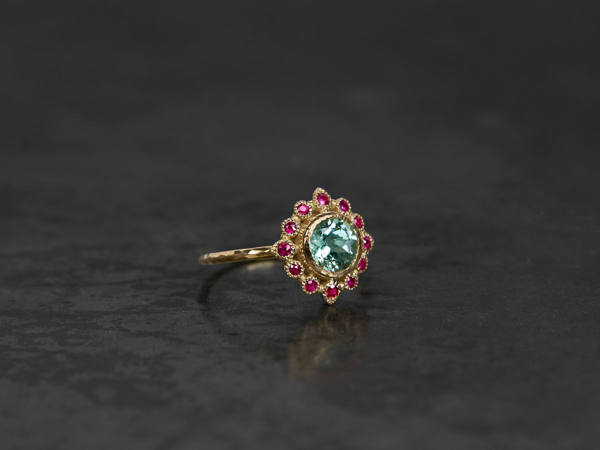 Bague Sagan tourmaline taillée vert d'eau 0,91cts et rubis or jaune