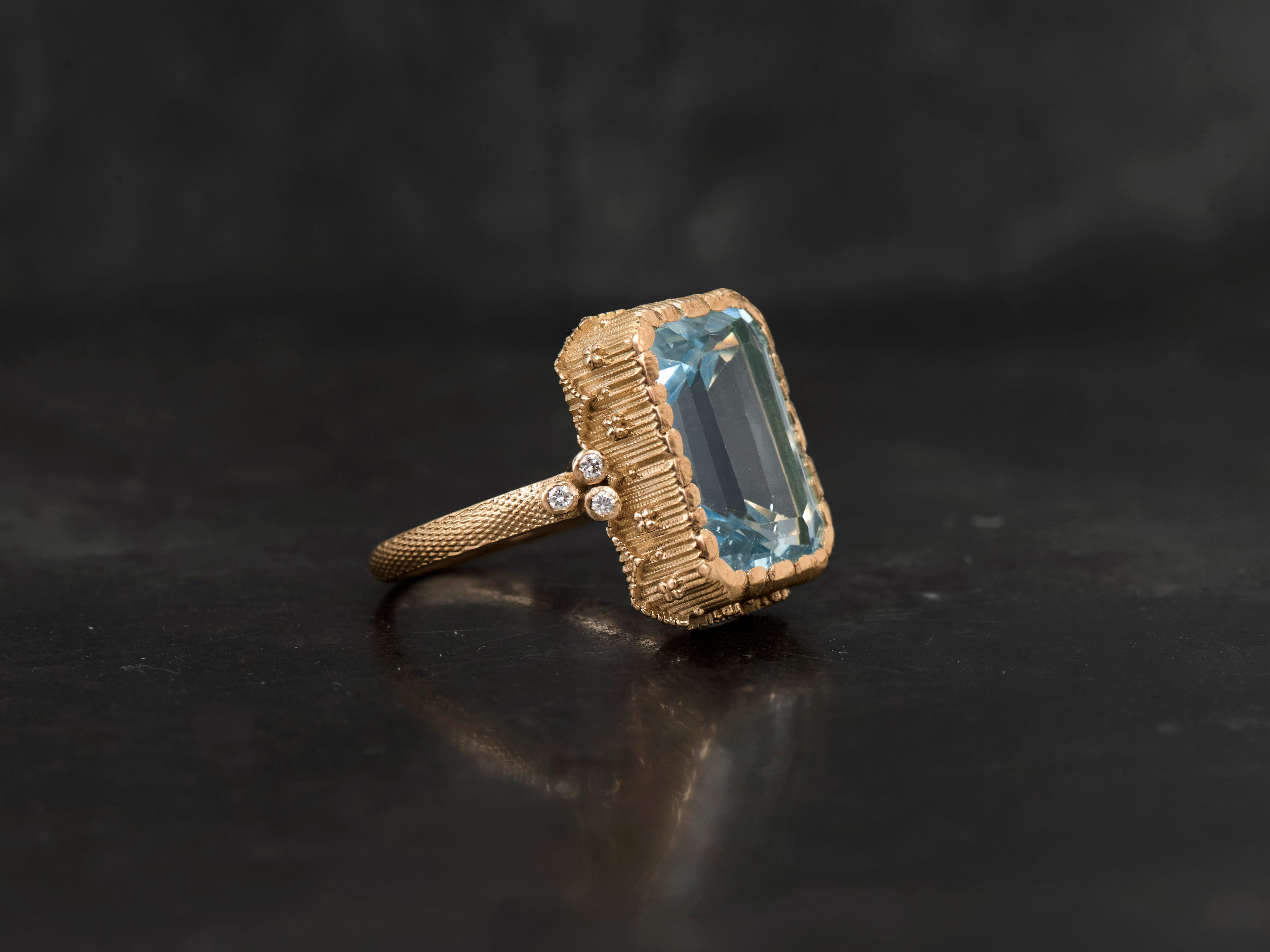 Syracuse Queen Aquamarine Ring, 8.6 carats