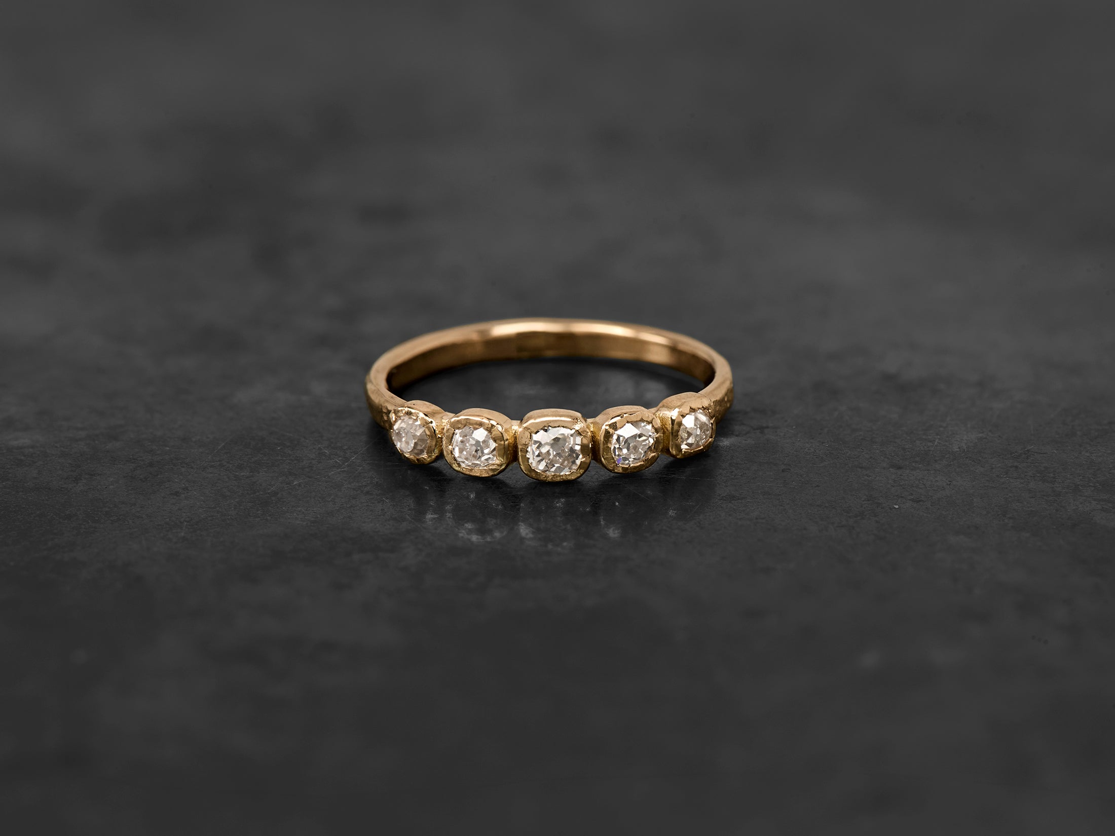 Bague Mon Chéri martelé Pierre diamants taille