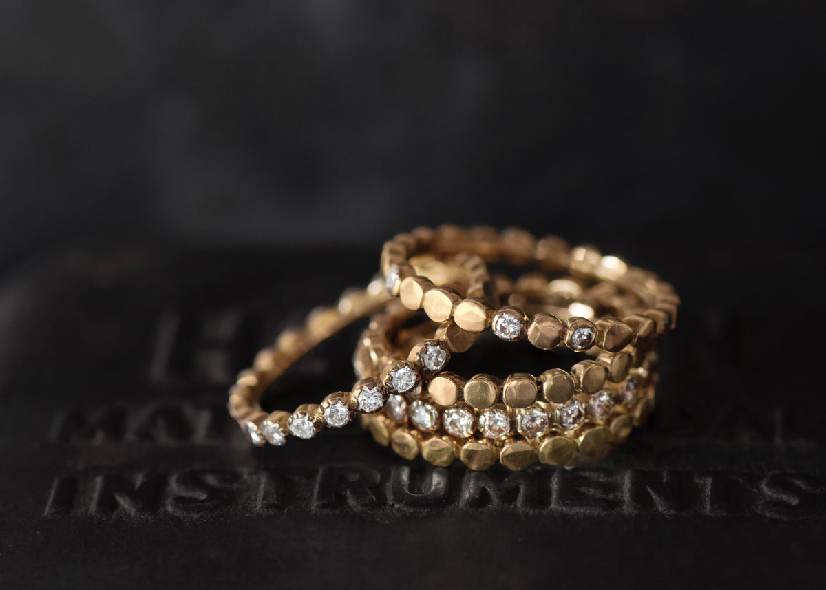 Honey Allstars yellow gold wedding ring