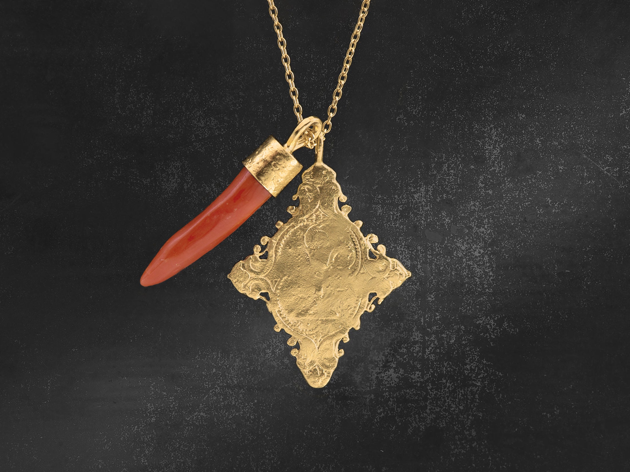 Collier Calice piment corail vermeil