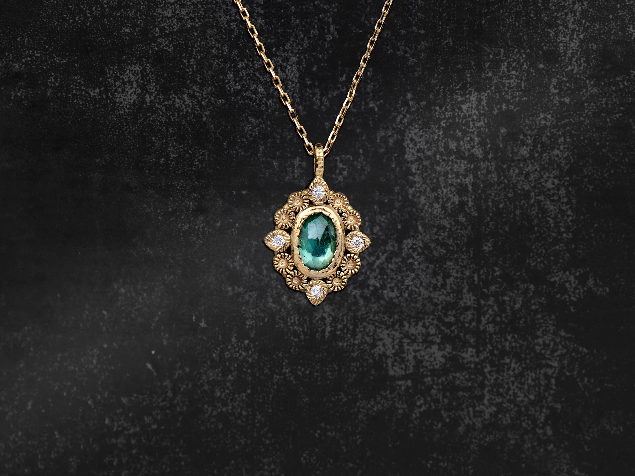 Collier Sagan 04 tourmaline verte 0,41cts diamants or jaune