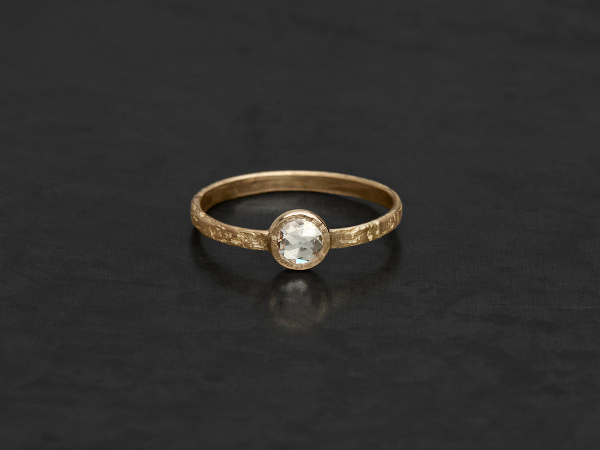 Bague Mon Chéri diamant rosecut 0,25cts martelé pierre or jaune