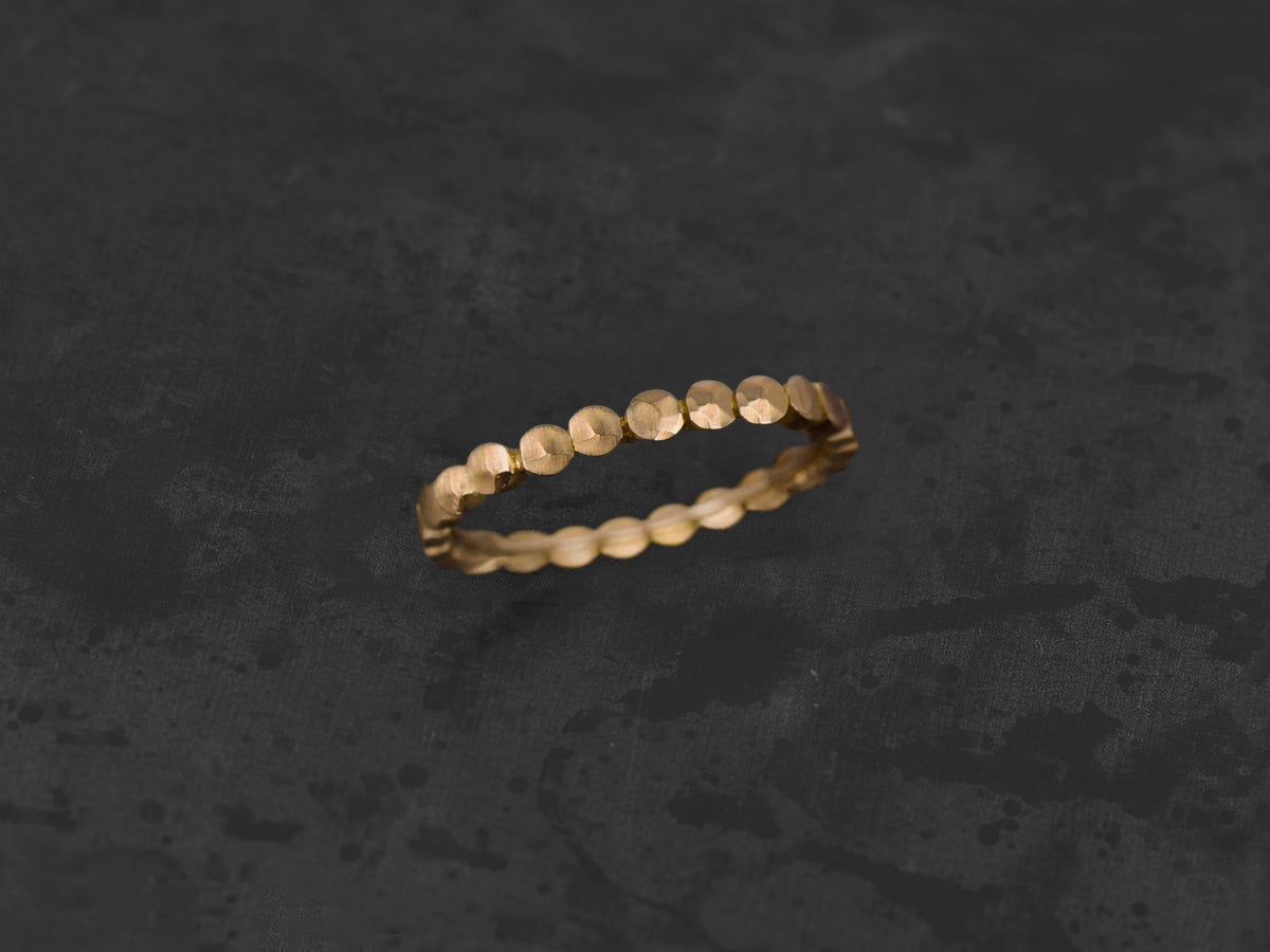 Honey yellow gold wedding ring