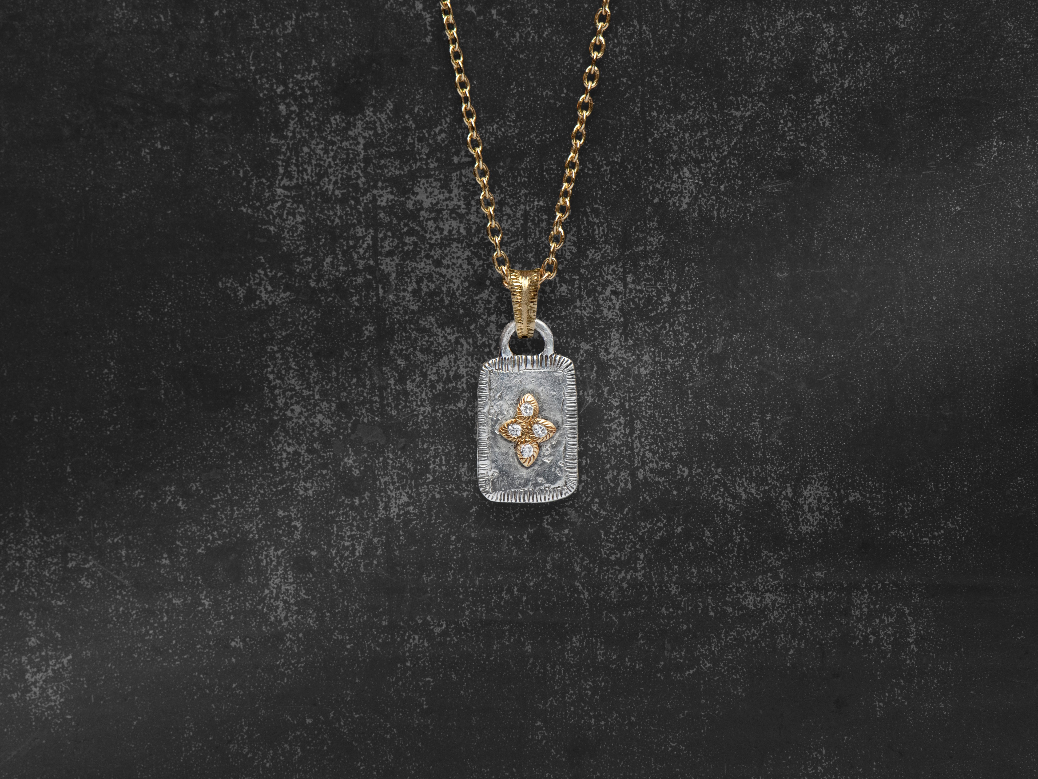 Pendentif Solis Lux rectangle PM étoile diamants