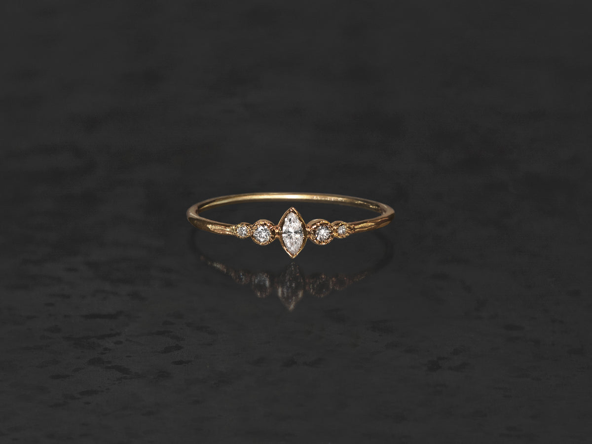 Bague Sita marquise or jaune