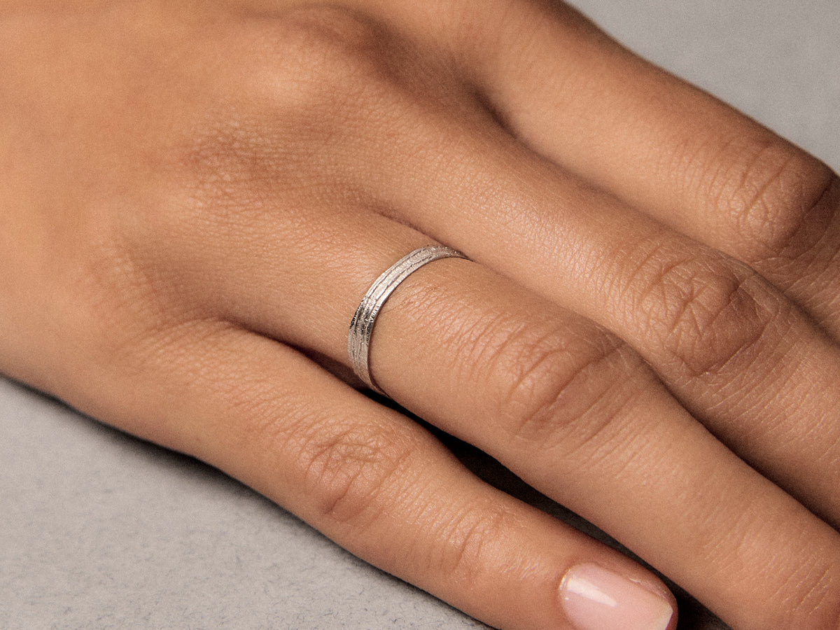 Sitia PM platinum ring