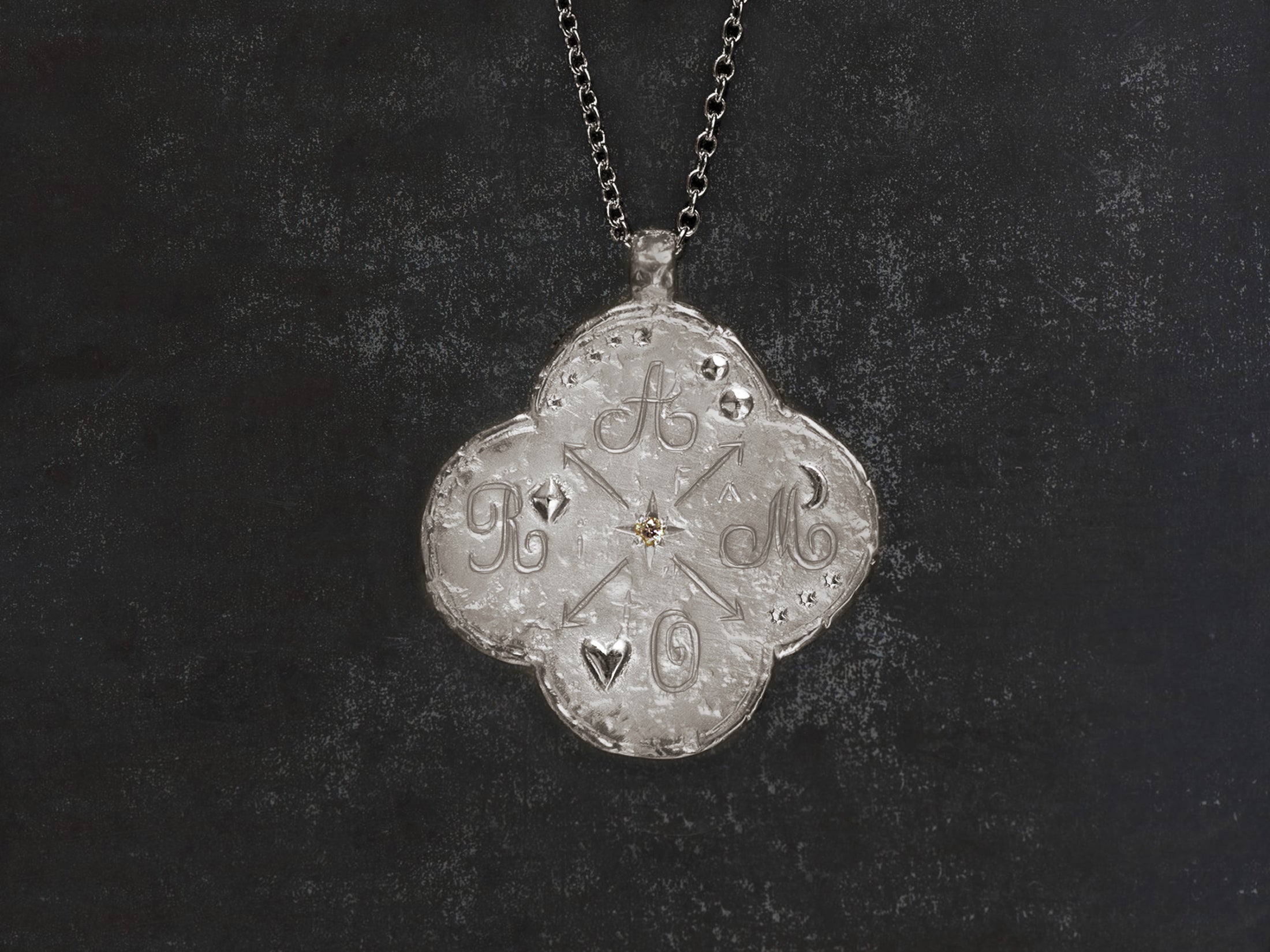 Collier Amor Fati argent et diamant champagne GM