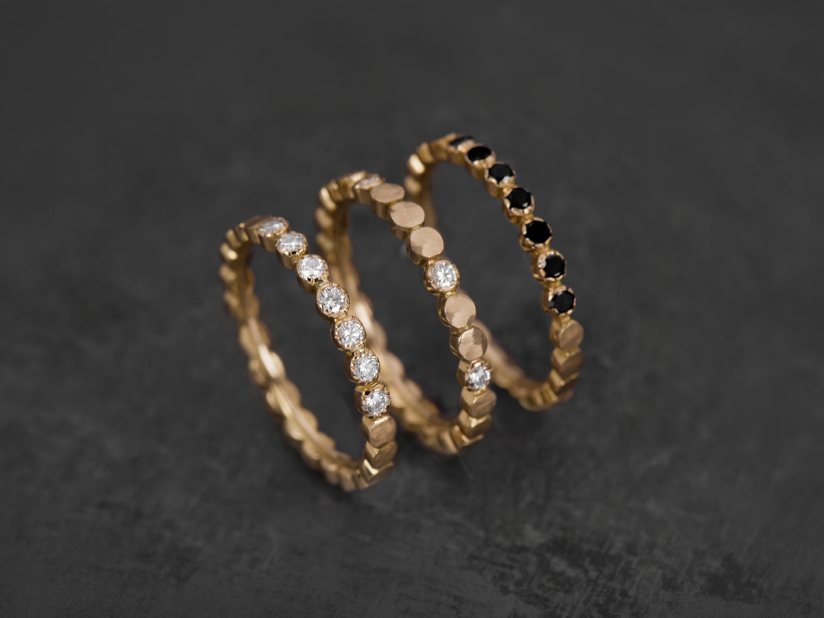 Honey Halfmoon yellow gold wedding ring