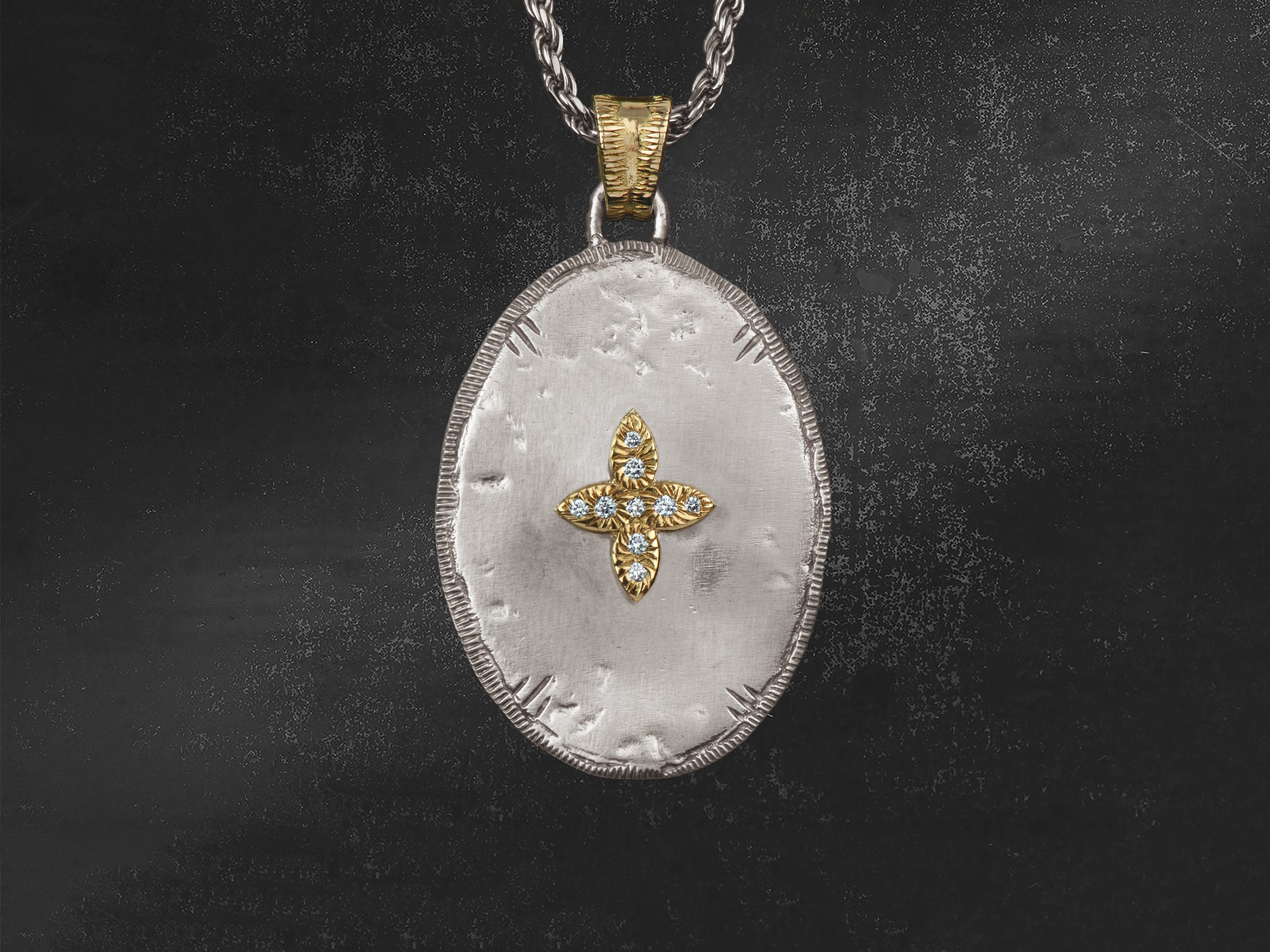 Pendentif Solis Lux ovale GM étoile